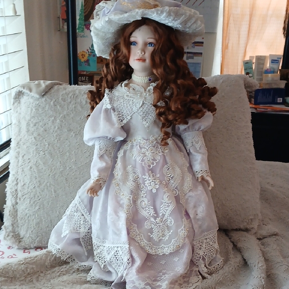 Other - Elegant Victorian Doll with White Lace Dress
